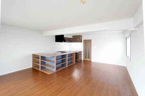 コロニアル宇治 301号室 宇治市のリノベーション賃貸マンション Choei Room Popolato ポポラート